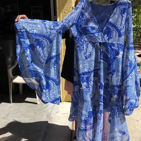 Dress - Picture 2 of 3